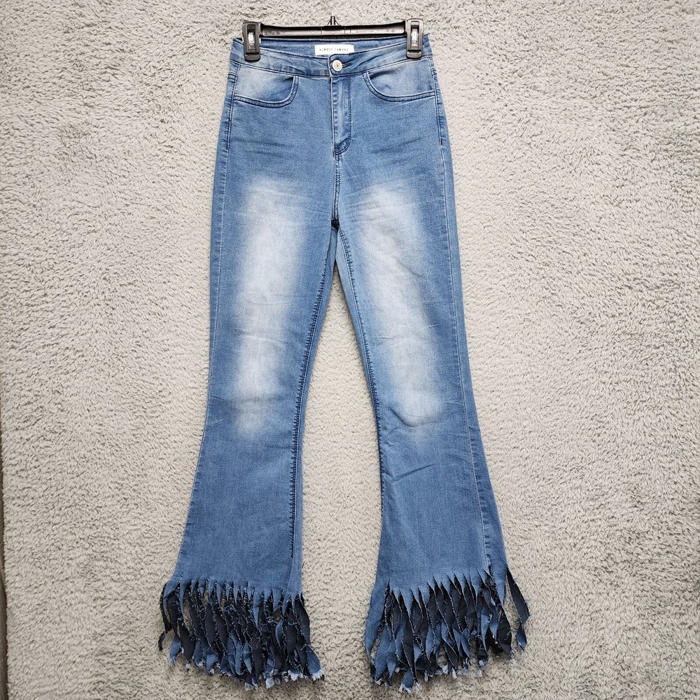 Almost Famous Flare Boho Shredded Jeans Womens Size 3 Blue Stretch Denim‎ - Picture 2 of 15